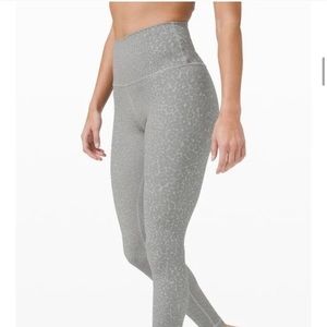 NWOT Lululemon City Camo Silver Drop Multi Align